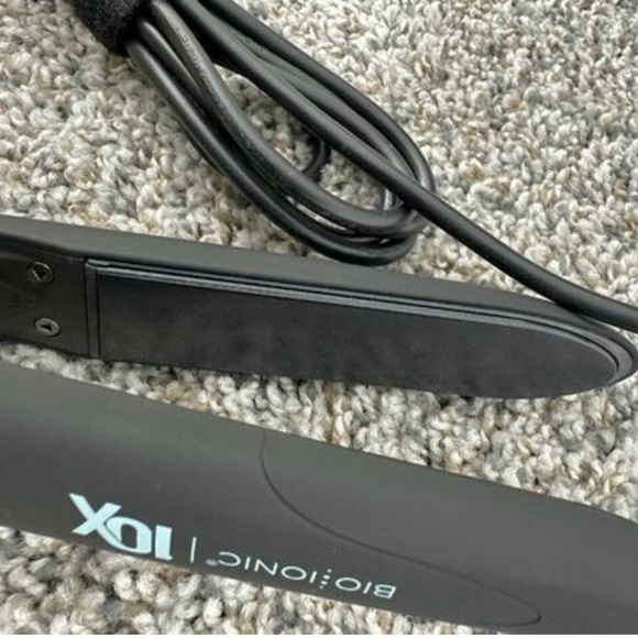 Bioionic 10X Styling Iron - Picture 3 of 5